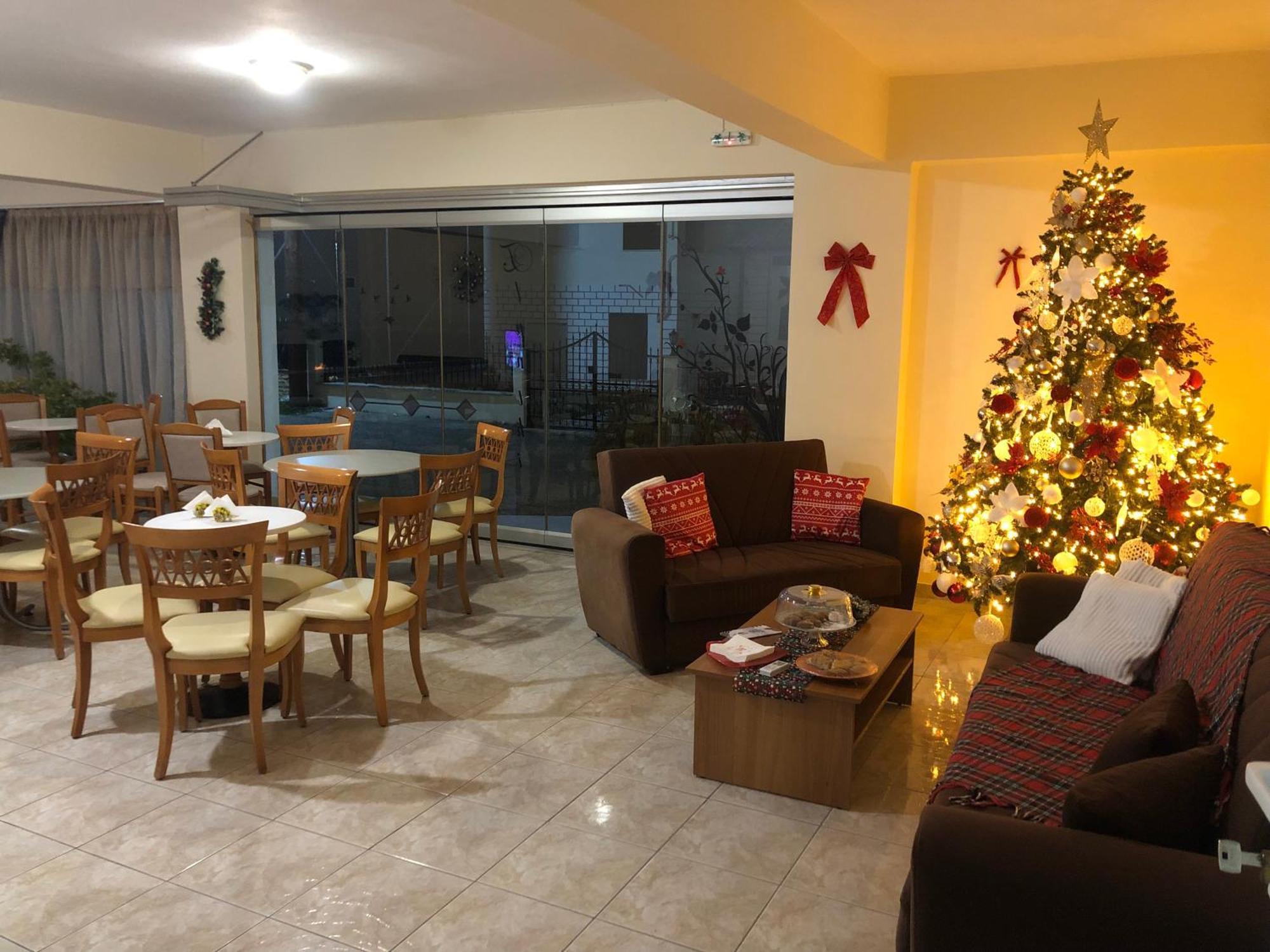 Elanthi Hostel Kastoria Exteriör bild