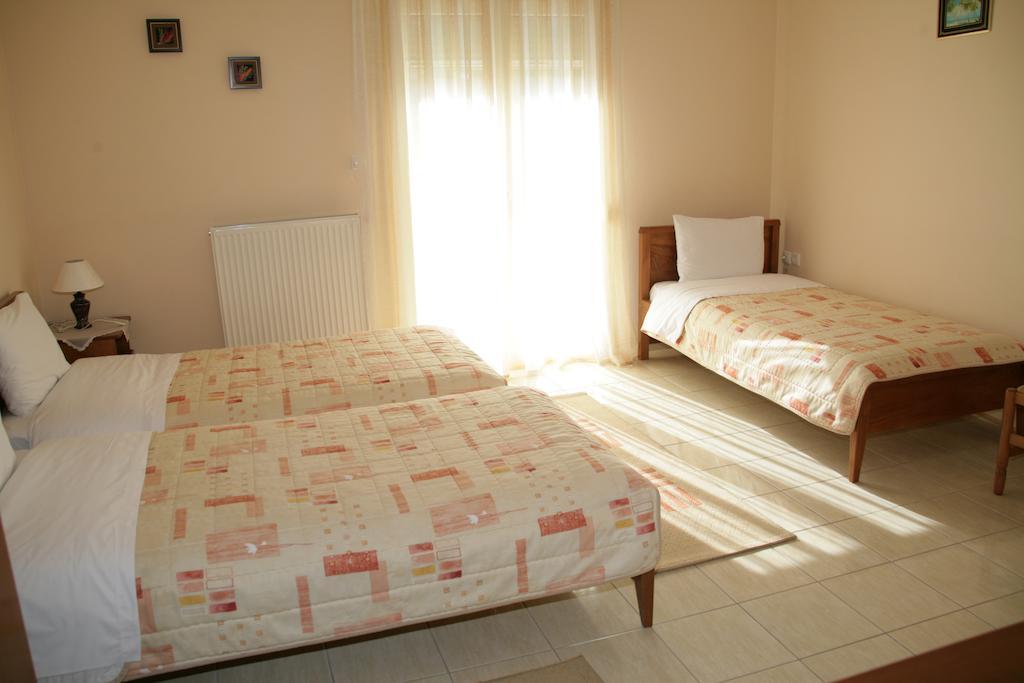 Elanthi Hostel Kastoria Exteriör bild
