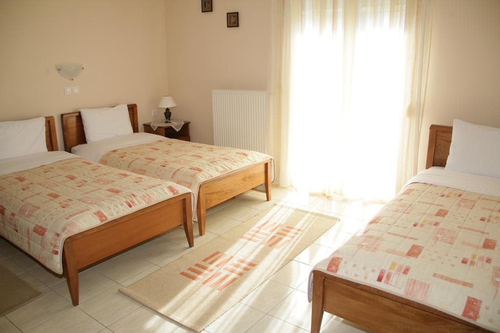 Elanthi Hostel Kastoria Rum bild